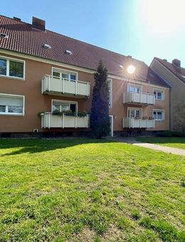 FÜR KAPITALANLEGER! Großzügig geschnittene familienfreundliche Etagenwohnung. Provisionsfrei!! - Gelsenkirchen