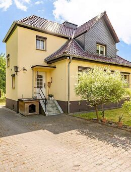 Charmantes Einfamilienhaus mit 5 Zimmern und großem Garten - Werneuchen