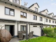 Wunderschönes Reihenhaus mit Garten, Terrasse, Garage, Carport und EBK in ruhiger Lage - Denkendorf (Bayern)