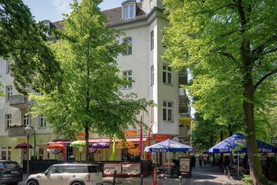 Provisionsfrei kaufen: 4-Zimmer-Gründerzeit-Wohnung nahe Tegeler See!