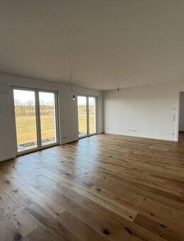 Nachhaltige und zukunftsorientierte Neubau-Whg (KfW 40 NH - QNG) mit attr. Steuerersparnissen - Speichersdorf