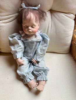 Baby Puppe Porzellan Bebe 1987 Theo R. Menzenbach - Esslingen (Neckar)