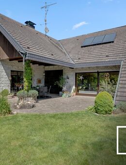 9.625m² Grundstück! Hochwertiges Wohnhaus mit zahlreichen Nutzungsmöglichkeiten und Nebengebäuden - Schlüsselfeld