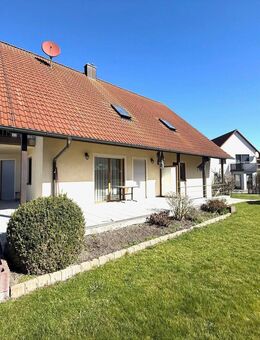 Mehrfamilienhaus mit 3 Eigentumswohnungen - Wörnitz