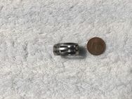 Herren Schmuck Ring Edelstahl mit Rillen Stanzmuster 1,8cm Innendurchmesser - Fulda