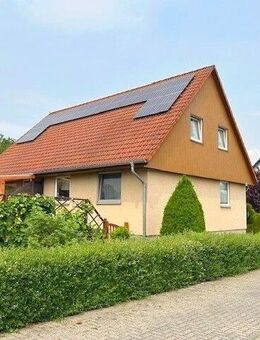 Zeit für neue Erinnerungen - Großzügiges Einfamilienhaus mit Einliegeroption in Möser-Schermen - Möser