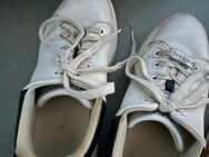 Guess Schuhe Gr: 38,5 zu verkaufen - Idstein