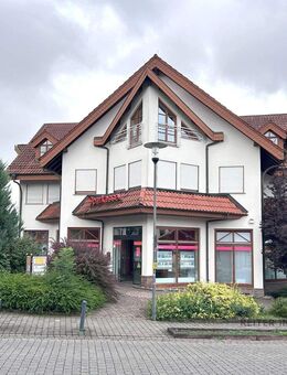 Erstklassige Investitionschance im Herzen Petersbergs: Vermietete Bankfiliale mit 6 Stellplätzen - Petersberg (Hessen)