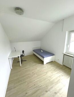 Mitbewohner gesucht. WG-Zimmer in renovierter Wohnung zu vermieten - Grenzach-Wyhlen