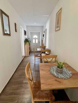 *Frisch Saniert* Ruhig gelegenes Wohnhaus mit bewohnbarem Nebengebäude zu verkaufen - Mühlberg (Elbe)
