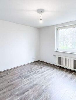 Renovierte 3,5-Zimmer-Wohnung in Dahlhausen - Bochum