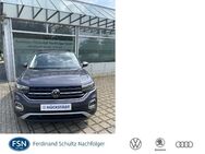 VW T-Cross, 1.0 TSI Active OPF (EURO 6d), Jahr 2022 - Grimmen