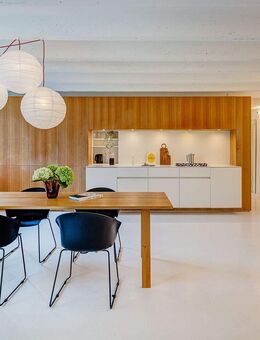 Au: 2,5-Zimmer Wohnung mit Kamin - Loft-Feeling inklusive -frei - München