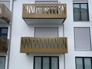 Provisionsfrei: Zentral gelegene 2-Zimmer-Wohnung in Grafing b. München (S6) mit Aufzug und Balkon - Grafing (München)