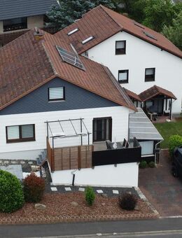 Geräumiges 1-2 Familienhaus mit gehobener Ausstattung - Burglauer