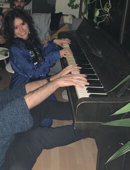 English/Spanish piano teacher! - Berlin