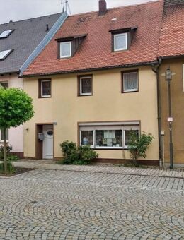 Reihenhaus in der ruhigen Nachbarschaft von Waldeck mit wunderschönem Ausblick - Kemnath