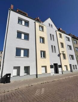 Frisch sanierte 3-Raumwohnung mit Balkon und Fußbodenheizung! - Halle (Saale)