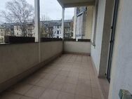 Wohnung mit großen Balkon und Dielenboden - Chemnitz