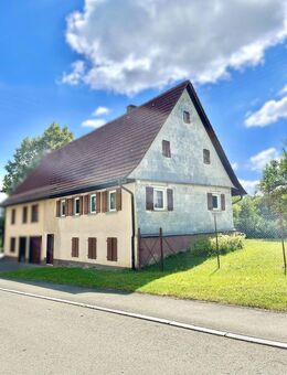Vom Sanierungsobjekt zum Traumhaus - Doppelhaushälfte mit Potenzial und Blick ins Grüne in Zepfenhan - Rottweil
