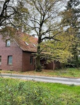 Resthof mit ehemaliger Gaststätte, Wohnung, Scheune und Nebengebäude - Isterberg