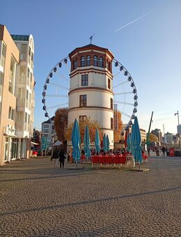 Suche eine Frau für eine feste Beziehung - Düsseldorf