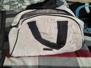 Eine weiße schwarze Skechers Handtasche normale Größe - Gärtringen
