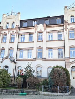 Attraktive 2-Raum-Wohnung mit Balkon und Einbauküche in einem aufwändig sanierten Gründerzeithaus im York-Gebiet in Chemnitz - Chemnitz