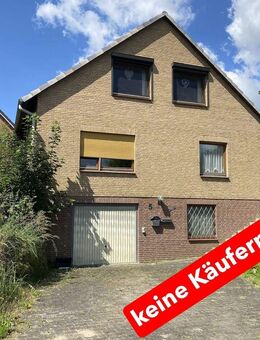 . . . Zwei Generationen unter einem Dach, nähe Elbe-Lübeck-Kanal . . . - Büchen