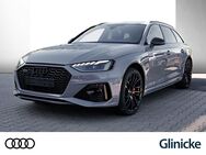 Audi RS4, Avant, Jahr 2024 - Weimar