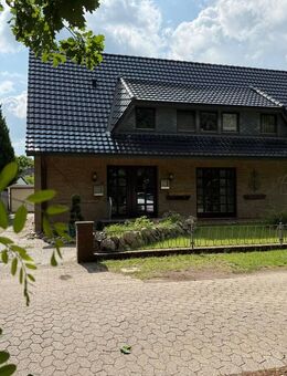 Vielseitiges Zweifamilienhaus mit solider Bausubstanz mitten im Grünen! - Weyhe
