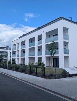 Neubau barrierefreie 2-Zimmer Wohnung (inkl. EBK) mit Loggia in ruhiger Lage! - Plattling