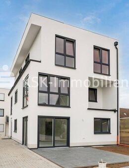 Exklusive 5-Zimmer-Neubauwohnung mit 3 Außenstellplätzen in Sindorf ! - Kerpen (Kolpingstadt)