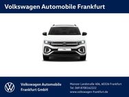 VW T-Roc, 1.5 l TSI R-Line OPF P S), Jahr 2022 - Frankfurt (Main)