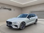 Volvo V60, B4 D Plus Dark °, Jahr 2022 - Soest