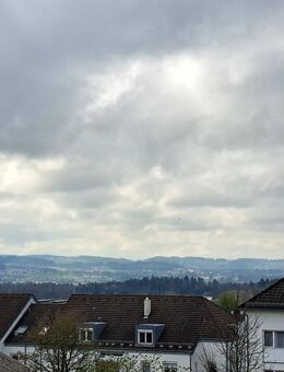 2-Zimmer-Dachwohnung mit traumhafter Aussicht in Ravensburg-Weststadt - Anfragen bitte nur per E-Mail- - Ravensburg