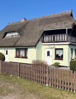 Reetgedecktes Haus mit zwei Baugrundstücken im Fischerdorf Born-teilbar- - Born (Darß)