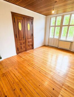 Märchenhafte sanierte Altbauwohnung erwartet Sie in bester City-West-Lage + Dienstbotenaufgang - Berlin