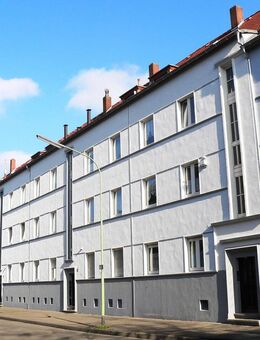 Modernisierte 2,5 Raum Wohnung in Wanne-Mitte mit Loggia - Herne