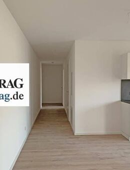 N-Schweinau: Erstbezug! Charmante, helle 2-Zi-Whg. (2.OG) mit EBK, Balkon, Aufzug + TG-SP - Nürnberg
