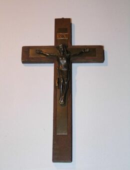 Altes Holzkreuz, Jesus, Kupfer und Bronze - Büdelsdorf