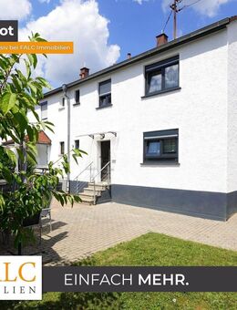Halbes Haus, volles Glück - FALC Immobilien Heilbronn - Mosbach