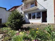 **Ideal für Großfamilie - solide Doppelhaushälfte mit hervorragender Infrastruktur** - Schorndorf (Baden-Württemberg)