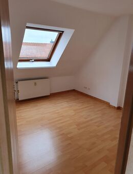Große helle 3-Zimmer-Wohnung mit Balkon in Elliehausen - Göttingen
