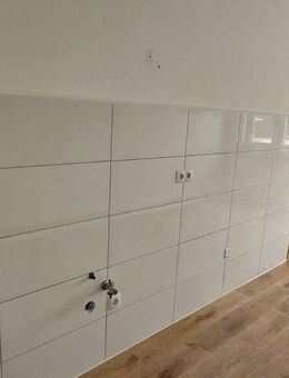 2 ZKB Wohnung in ruhiger Lage in Eisenberg - Renoviert mit Balkon - Eisenberg (Pfalz)