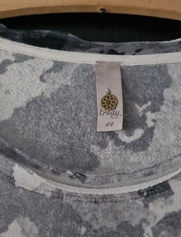 längeres Shirt - Wuppertal