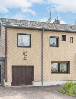 Einfamilienhaus mit 2 Garagen in ruhiger und sonniger Wohnlage - Völklingen