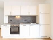 Lichtdurchflutete 3-Zimmer-Wohnung mit Balkon, moderner Küche und großzügigem Komfort! - Frankfurt (Main)