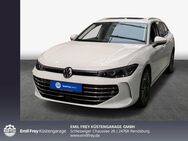 VW Passat Variant, 2.0 TDI Elegance IQ, Jahr 2024 - Rendsburg