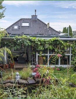 Modernisiertes Einfamilienhaus in Burscheid-Mitte - uneinsehbares Grundstück - Pool - Burscheid